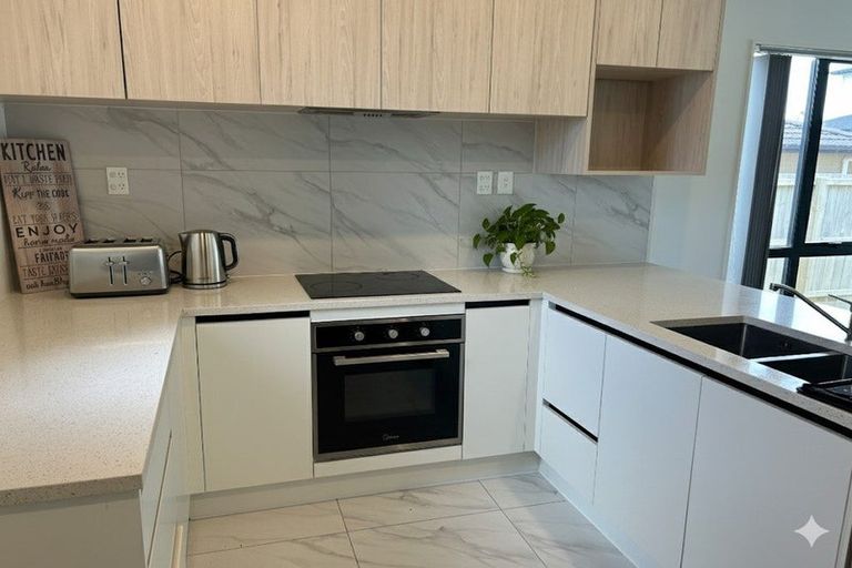 Photo of property in 17 Aumarire Lane, Favona, Auckland, 2024