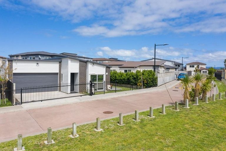 Photo of property in 7 Toutouwai Lane, Favona, Auckland, 2024