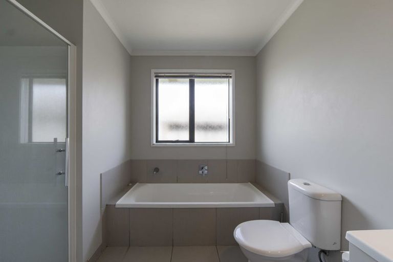 Photo of property in 12 Teafields Court, Huntington, Hamilton, 3210