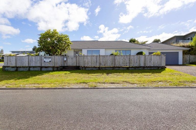 Photo of property in 2 Wheretia Street, Taupo, 3330