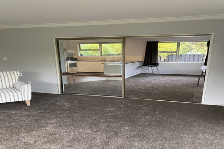 Photo of property in 1/27 Thorrington Road, Cashmere, Christchurch, 8022