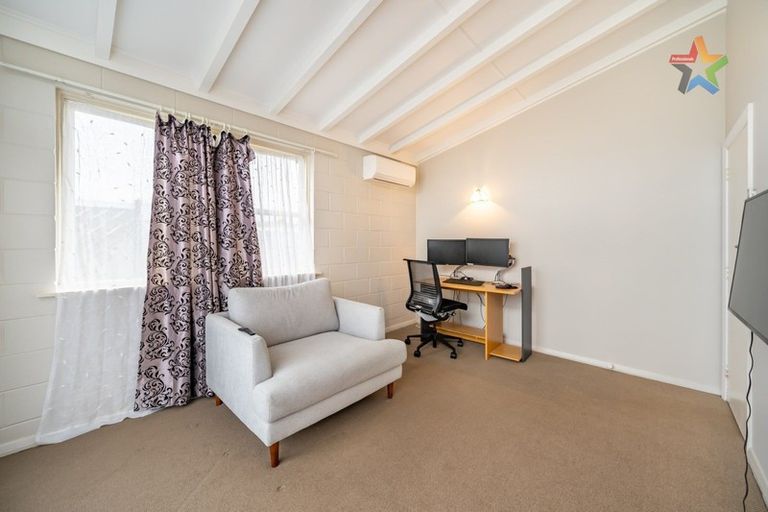 Photo of property in 708f4- Fergusson Drive, Elderslea, Upper Hutt, 5018