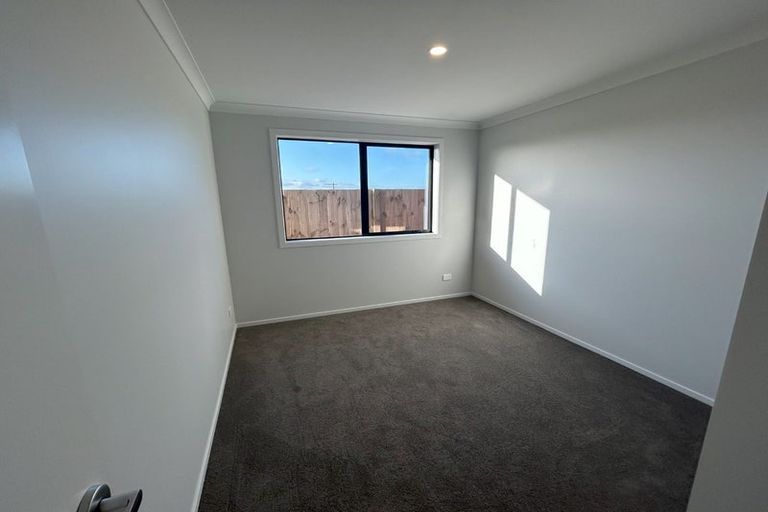 Photo of property in 11 Halo Green, Peacocke, Hamilton, 3206