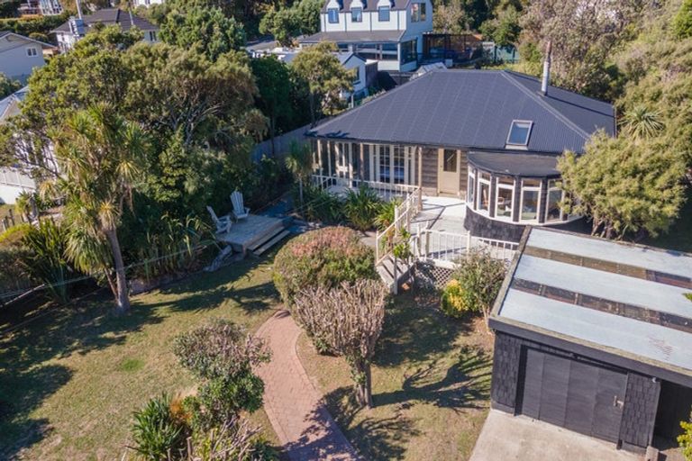 Photo of property in 14 Whanake Street, Titahi Bay, Porirua, 5022
