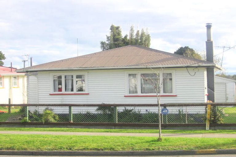 Photo of property in 40 George Street, Hikurangi, 0114