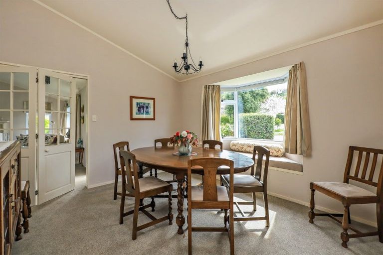 Photo of property in 34 Kent Terrace, Taradale, Napier, 4112