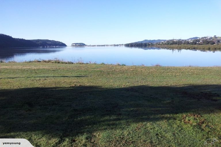 Photo of property in 6 Aileen Place, Whangamata, 3691