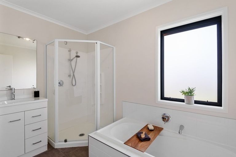 Photo of property in 6 Charlbury Drive, Rolleston, 7615