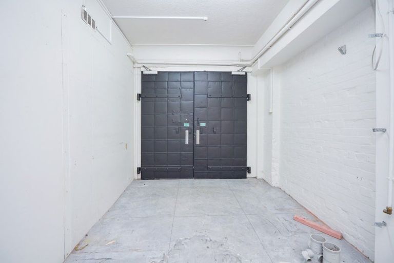 Photo of property in 24 Esk Street, Roslyn, Palmerston North, 4414