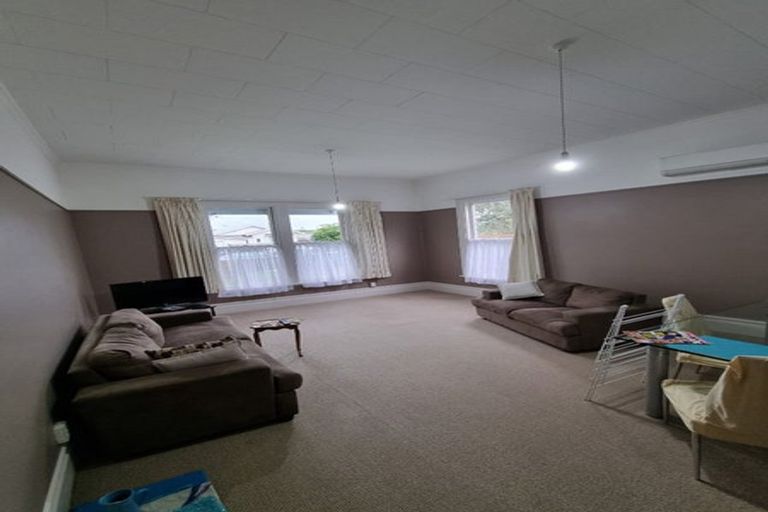 Photo of property in 91 Kings Crescent, Hutt Central, Lower Hutt, 5010