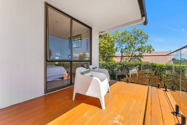 Photo of property in 3/58 Birkdale Road, Birkdale, Auckland, 0626