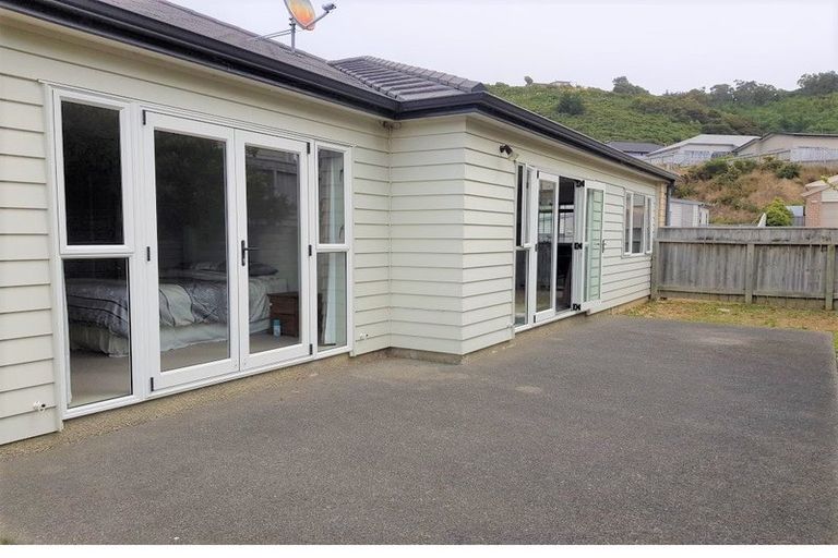 Photo of property in 49 Staithes Drive North, Whitby, Porirua, 5024