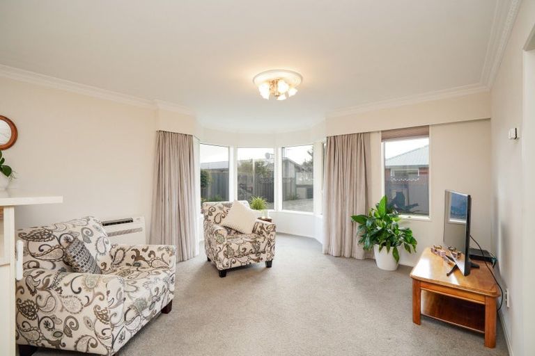 Photo of property in 11 Kakapo Street, Waikiwi, Invercargill, 9810