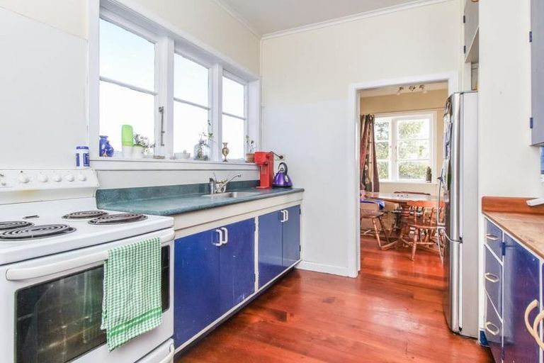 Photo of property in 48 Routley Drive, Glen Eden, Auckland, 0602