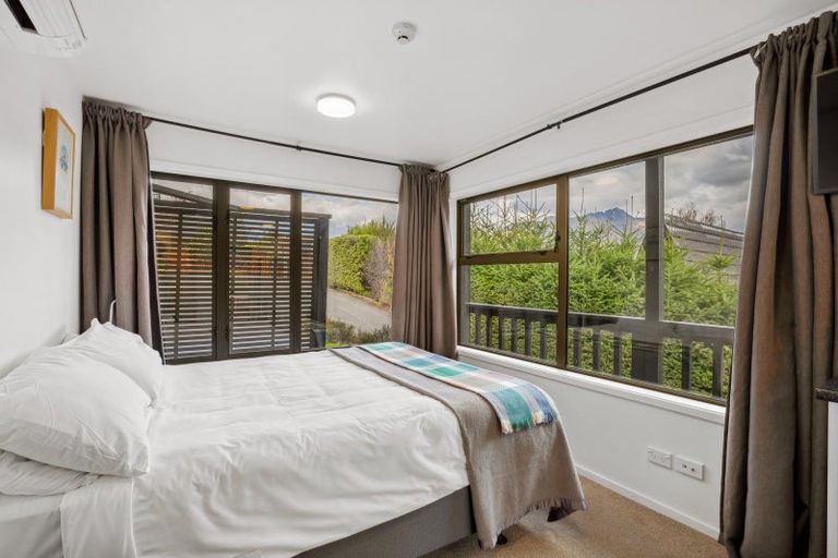 Photo of property in 13 Malaghan Street, Queenstown, 9300