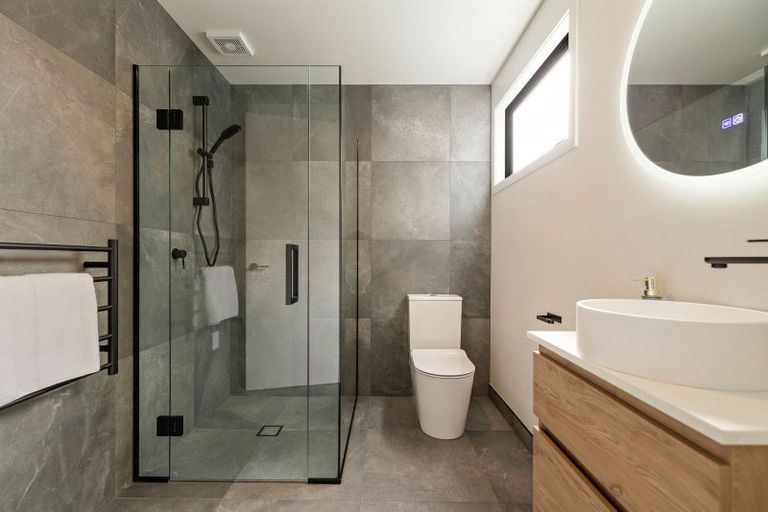 Photo of property in 45b Mcadam Drive, Jacks Point, Queenstown, 9371