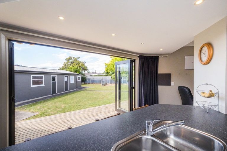 Photo of property in 20 Holdsworth Avenue, Milson, Palmerston North, 4414