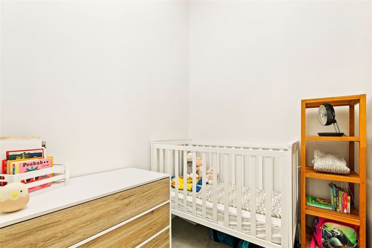 Photo of property in 48 Renata Crescent, Te Atatu Peninsula, Auckland, 0610