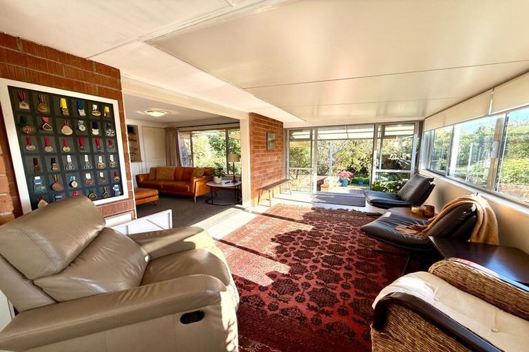 Photo of property in 21 Bidwell Place, Hillmorton, Christchurch, 8025