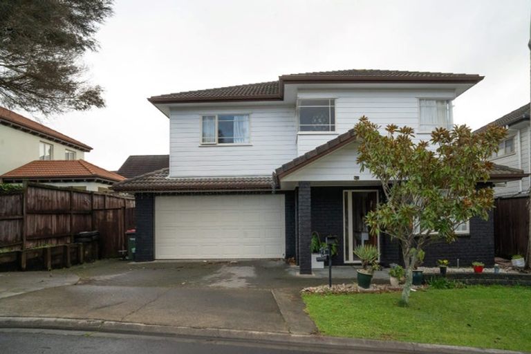 Photo of property in 3 Friar Close, Flat Bush, Auckland, 2019