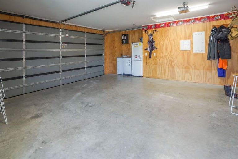 Photo of property in 50 Exeter Street, Stoke, Nelson, 7011