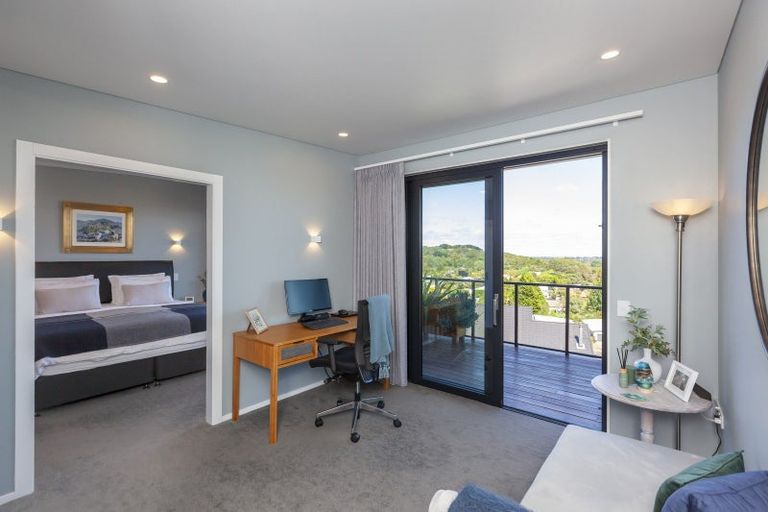 Photo of property in 101 Kakariki Grove, Waikanae, 5036