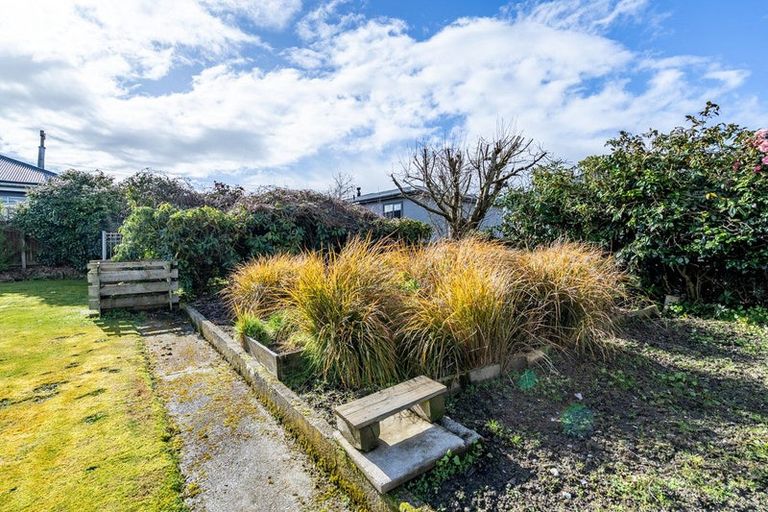 Photo of property in 32 Newcastle Street, Riversdale, 9776