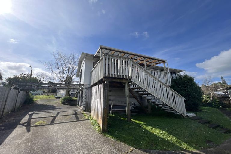Photo of property in 22 Crosby Road, West Harbour, Auckland, 0618