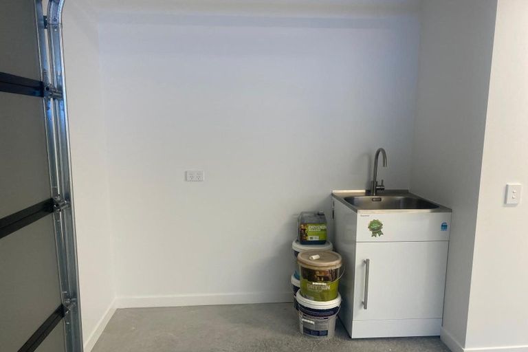 Photo of property in 1 Hadley Place, Cromwell, 9310