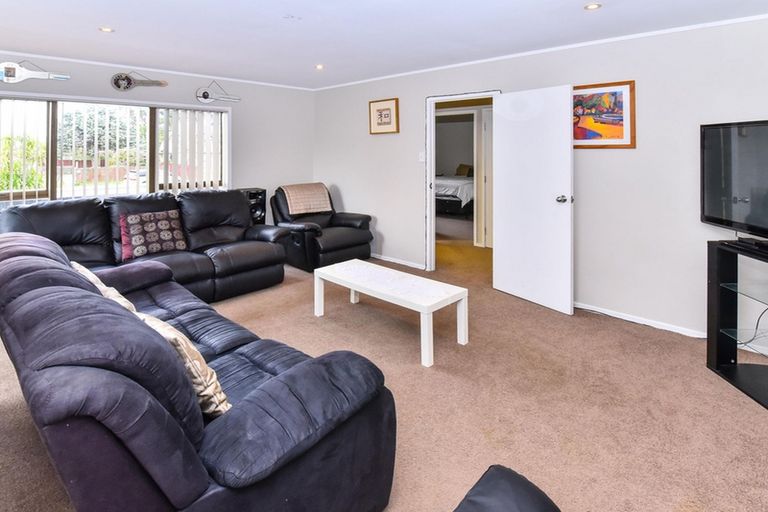 Photo of property in 30 Rangataua Place, Manurewa, Auckland, 2102