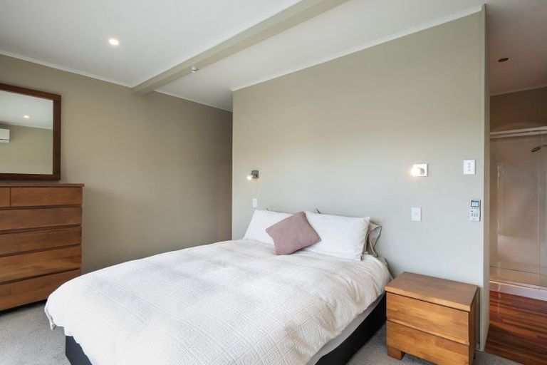 Photo of property in 24a Huia Street, Waikanae, 5036