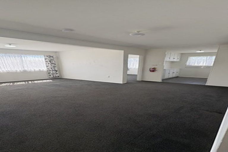 Photo of property in 71o Randwick Crescent, Moera, Lower Hutt, 5010