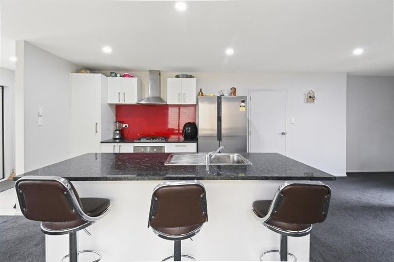 Photo of property in 27 Kotuku Crescent, Takanini, 2112