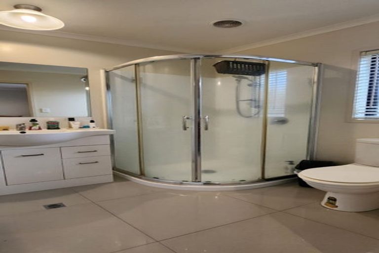 Photo of property in 28 Sirius Crescent, Rototuna North, Hamilton, 3210