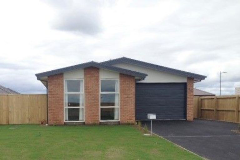 Photo of property in 83 Newman Road, Rolleston, 7614