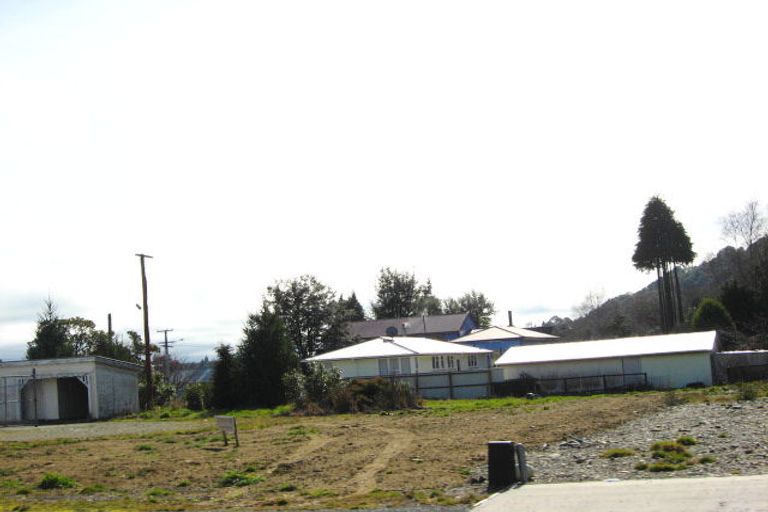 Photo of property in 26 Shiel Street, Reefton, 7830