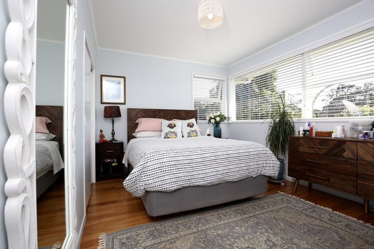 Photo of property in 54 Helena Street, Massey, Auckland, 0614