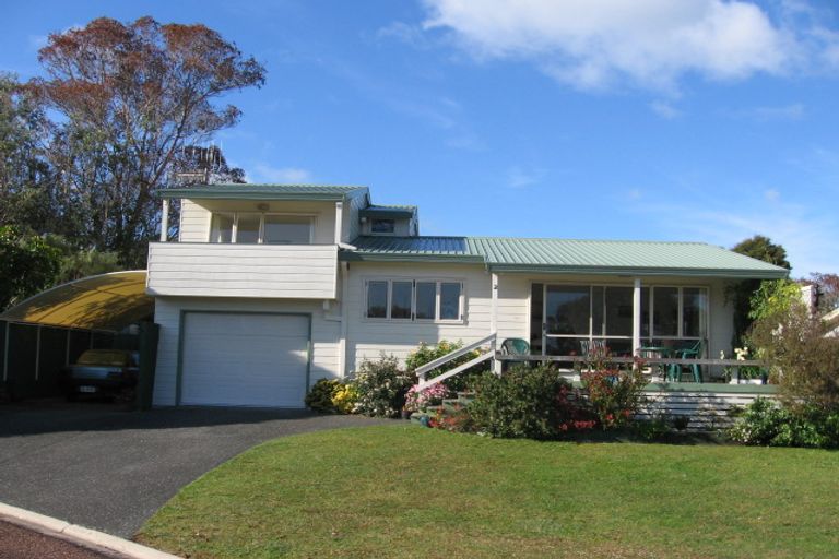 Photo of property in 2 Hobson Place, Pauanui, Hikuai, 3579