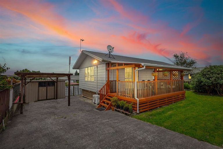 Photo of property in 146a/2 Don Buck Road, Massey, Auckland, 0614