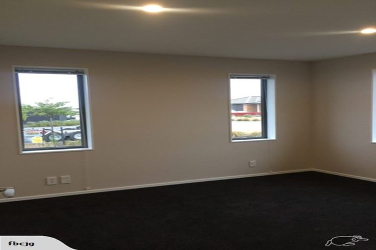 Photo of property in 6 Flint Road, Rolleston, 7614