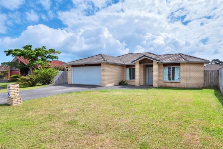 Photo of property in 9 Maadi Place, Papakura, 2110