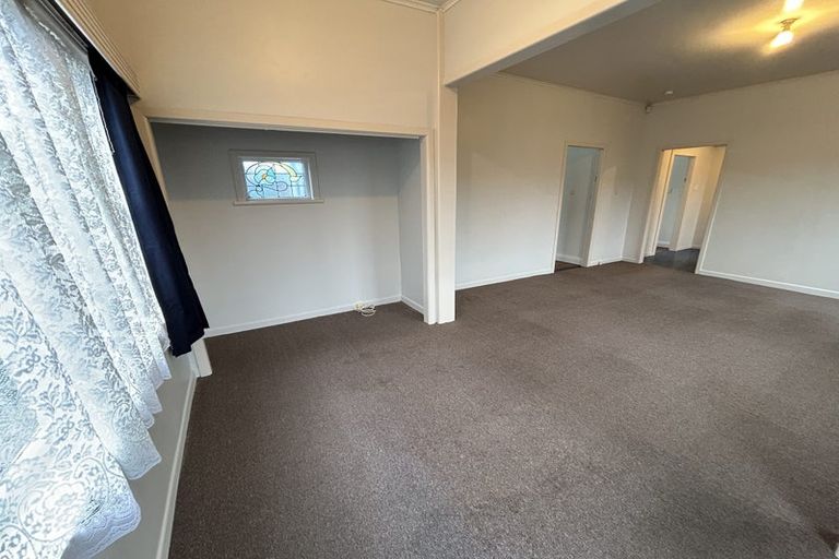 Photo of property in 88a Portage Road, New Lynn, Auckland, 0600