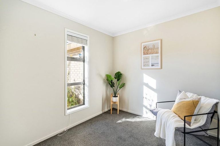 Photo of property in 33 Lignite Drive, Rolleston, 7614