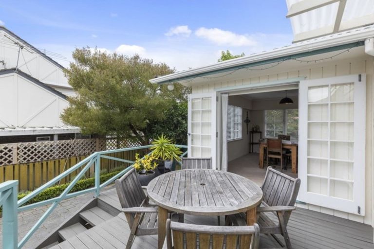 Photo of property in 23 Saint Columbans Grove, Boulcott, Lower Hutt, 5010