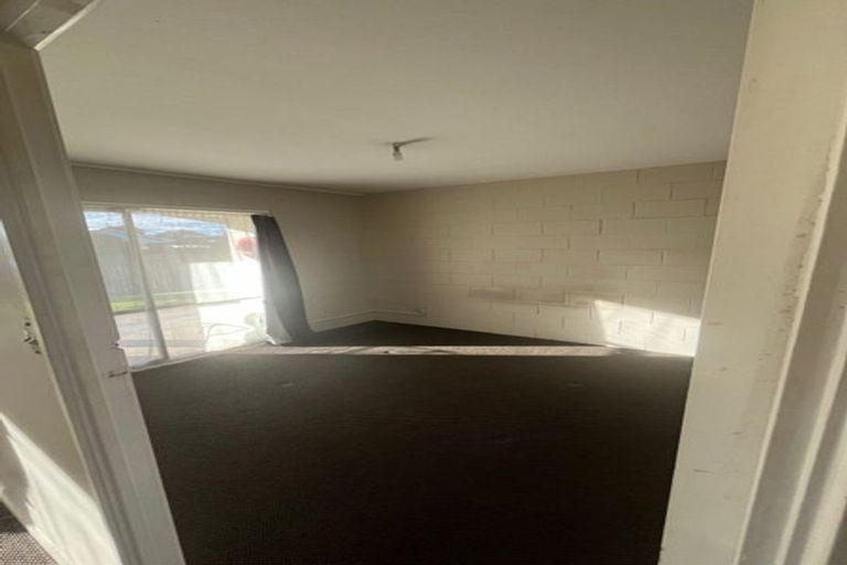 Photo of property in 1 Ihaka Place, Papatoetoe, Auckland, 2104
