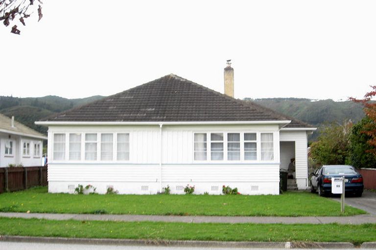 Photo of property in 60 Hewer Crescent, Naenae, Lower Hutt, 5011