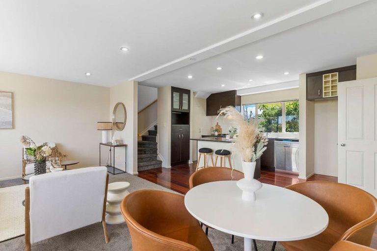 Photo of property in 2/845 East Coast Road, Northcross, Auckland, 0630