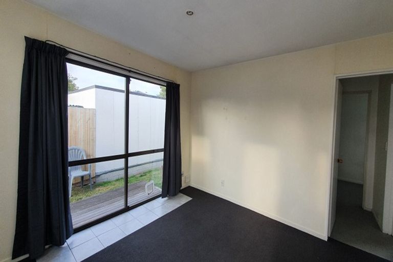Photo of property in 2/605 Barbadoes Street, Edgeware, Christchurch, 8013