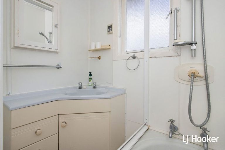 Photo of property in 70 Dillon Street, Waihi Beach, 3611