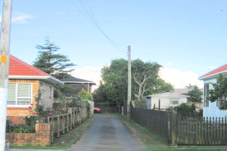 Photo of property in 35a Birdwood Avenue, Papatoetoe, Auckland, 2025